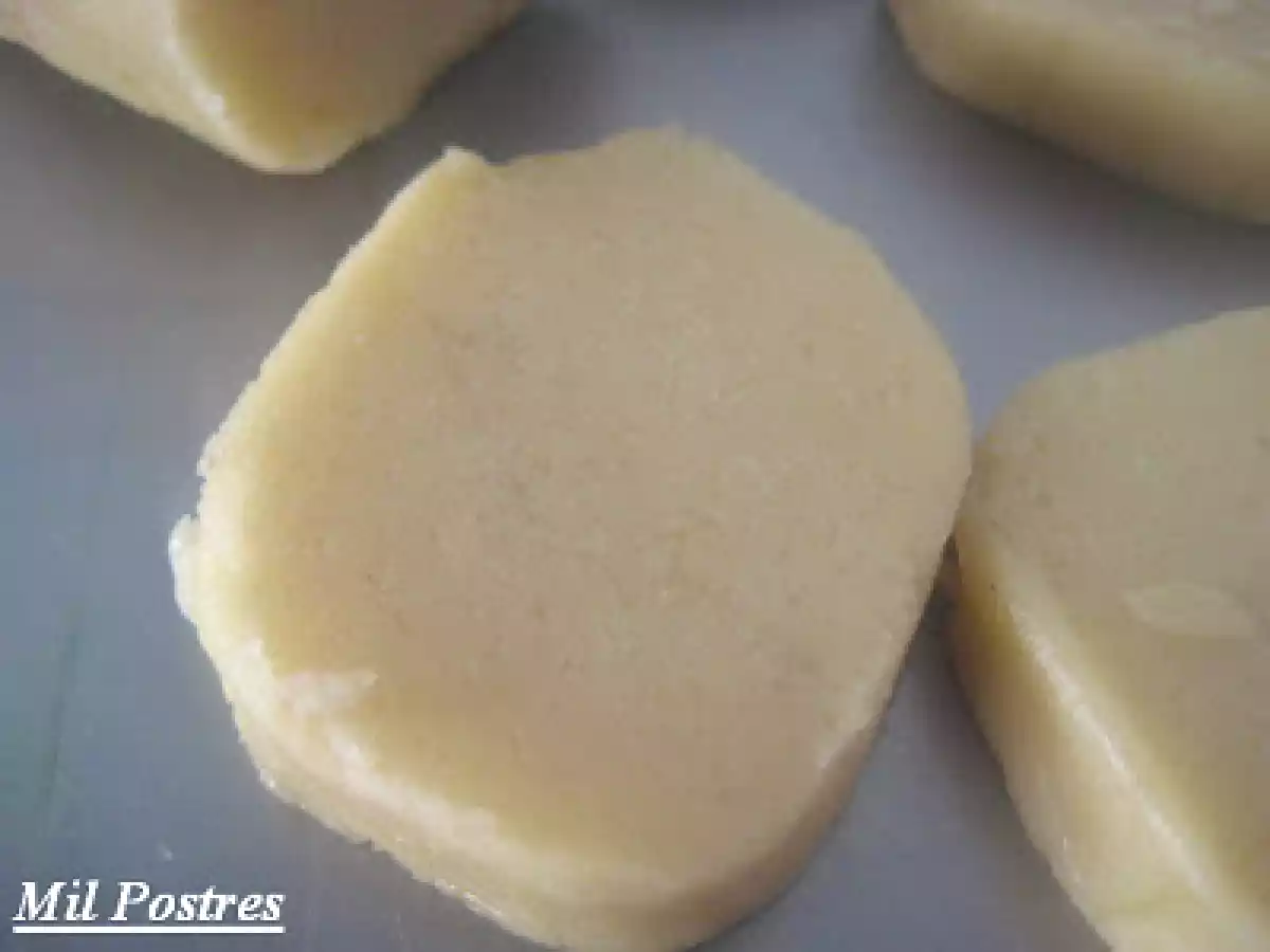 Galletas de mantequilla, almendras y chocolate Deliciosas y sencillas - foto 3