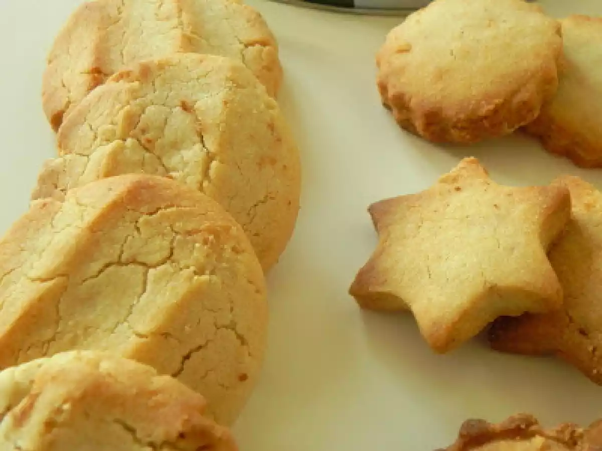Galletas de mantequilla y avellanas