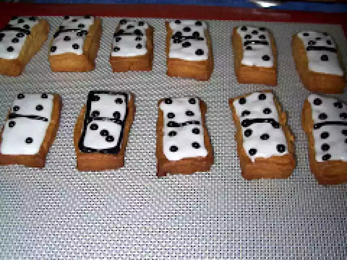 GALLETAS DOMINO.