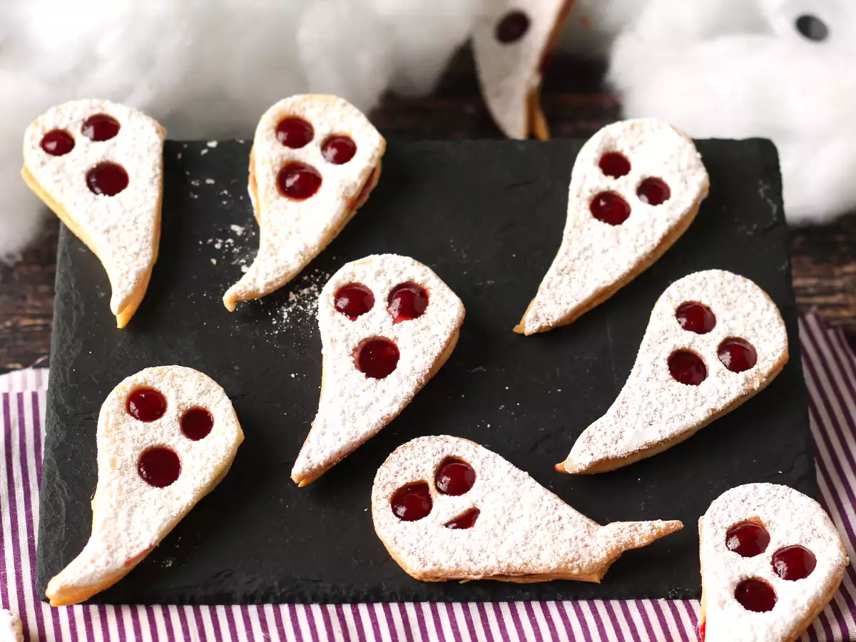 Galletas fantasma: la receta más fácil y divertida de Halloween para hacer con niños - foto 2