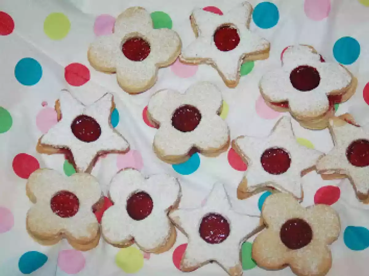 GALLETAS RELLENAS DE MERMELADA DE FRUTOS ROJOS - foto 3