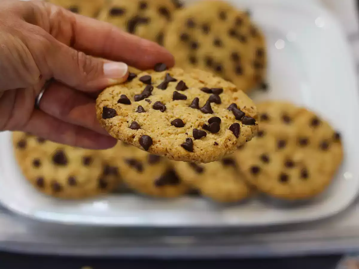 Galletas veganas de almendras y pepitas de chocolate - foto 3
