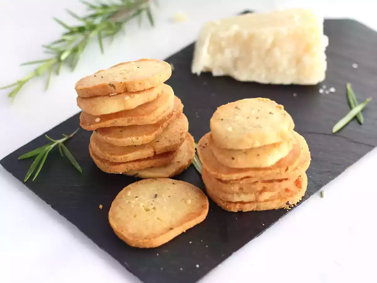 Galletitas de parmesano y romero