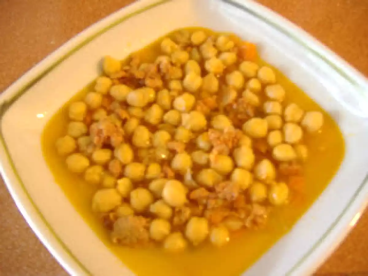 Garbanzos con zorza