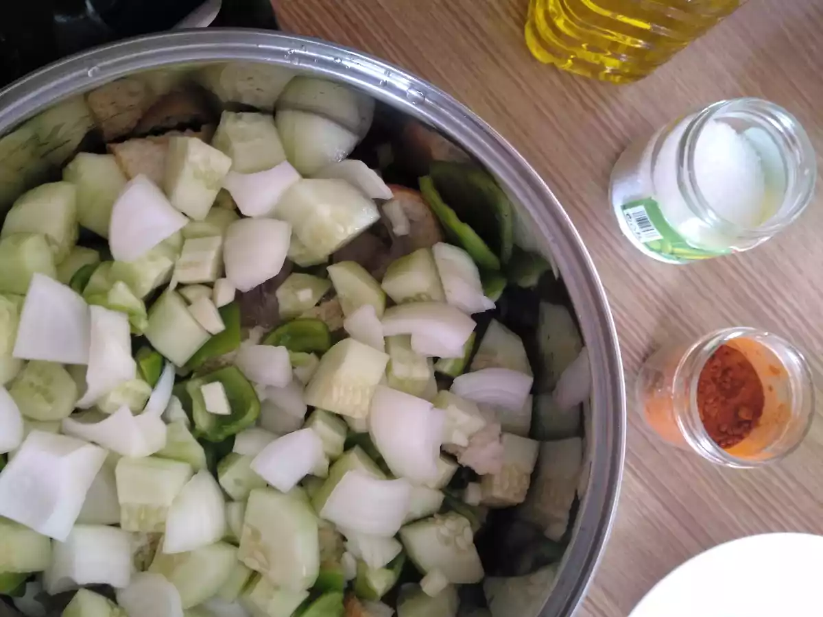 Gazpacho andaluz de la abuela - foto 5