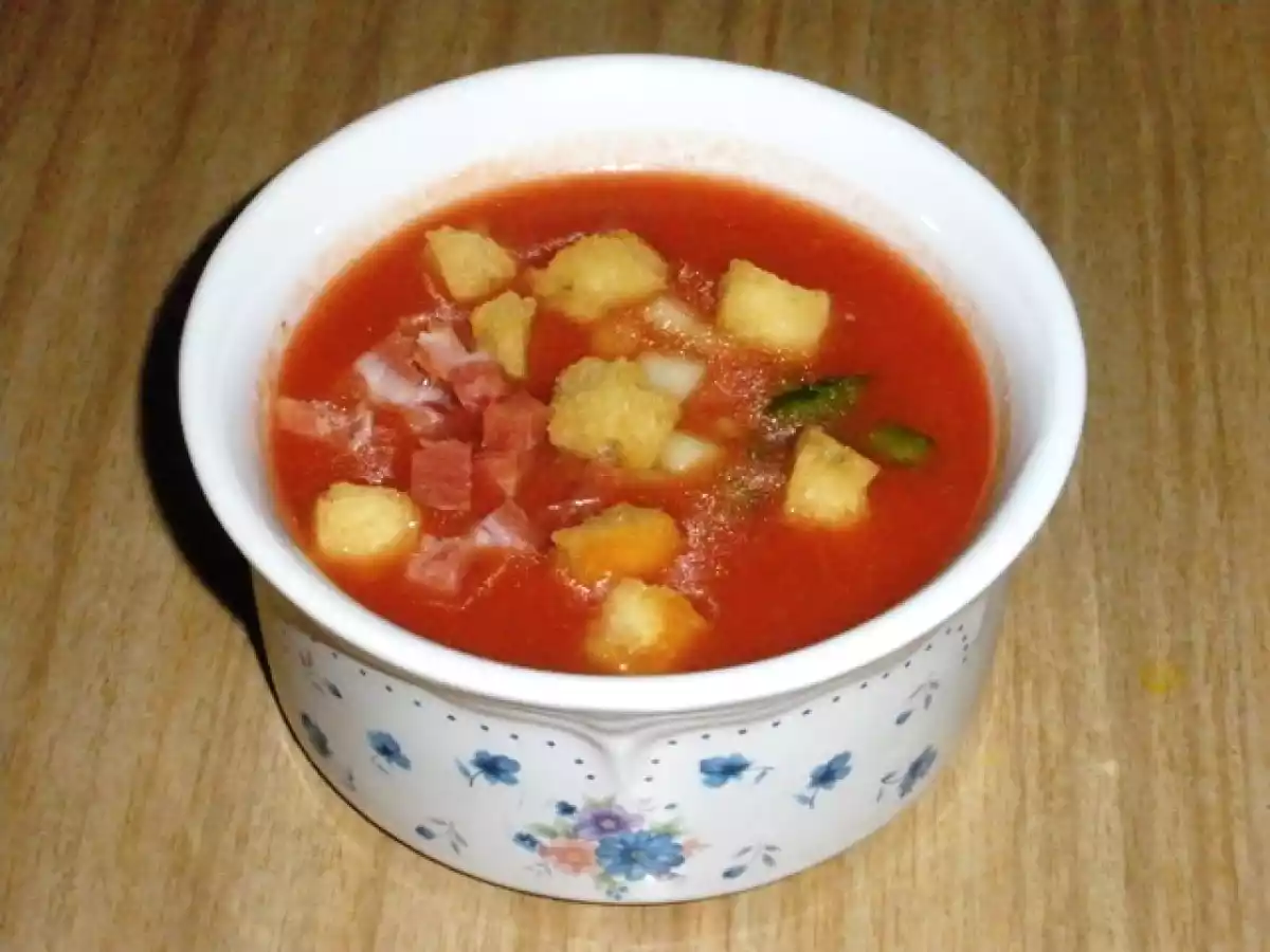 Gazpacho con Taquitos - foto 2
