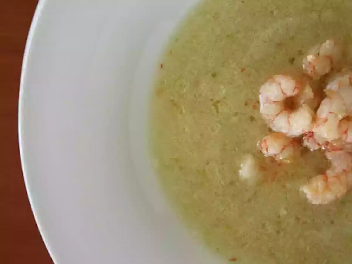 GAZPACHO DE MELÓN CON GAMBAS