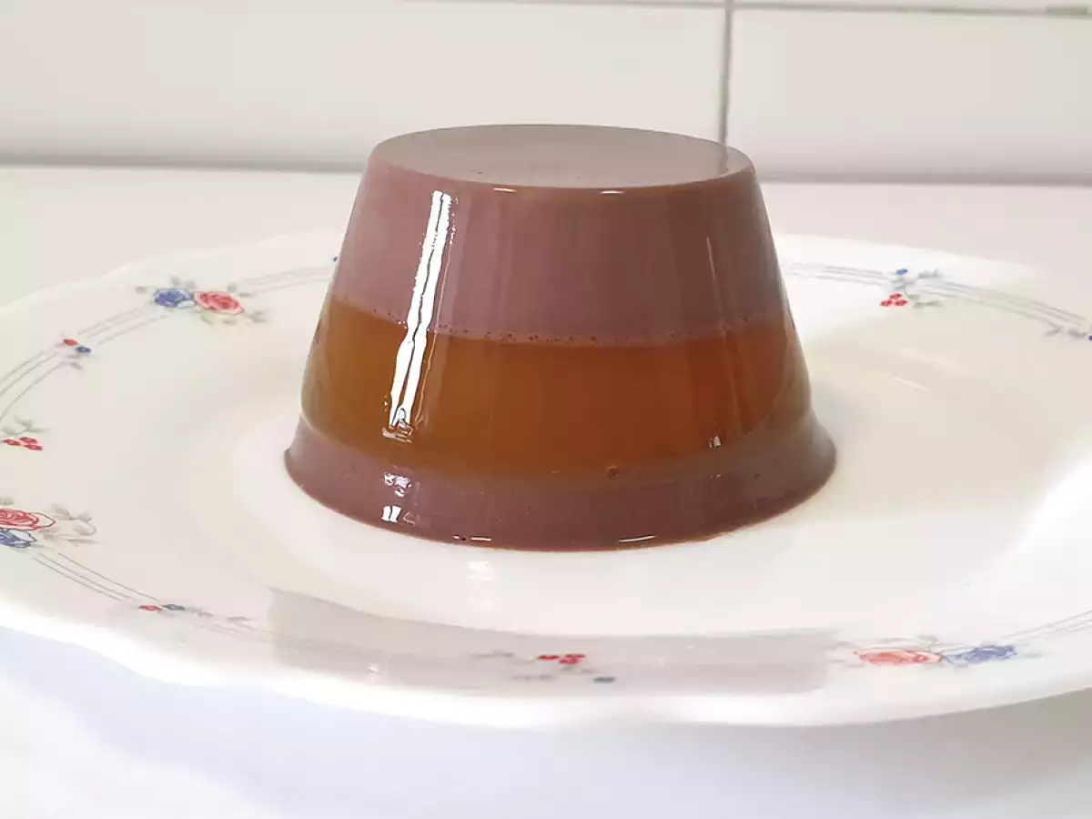 Gelatina de chocolate y mango