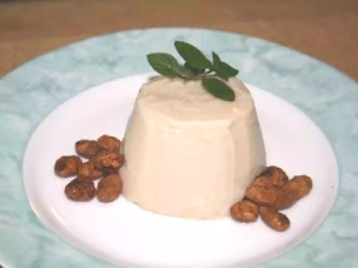 Gelatina de Horchata de Chufa de Valencia y Cardamomo