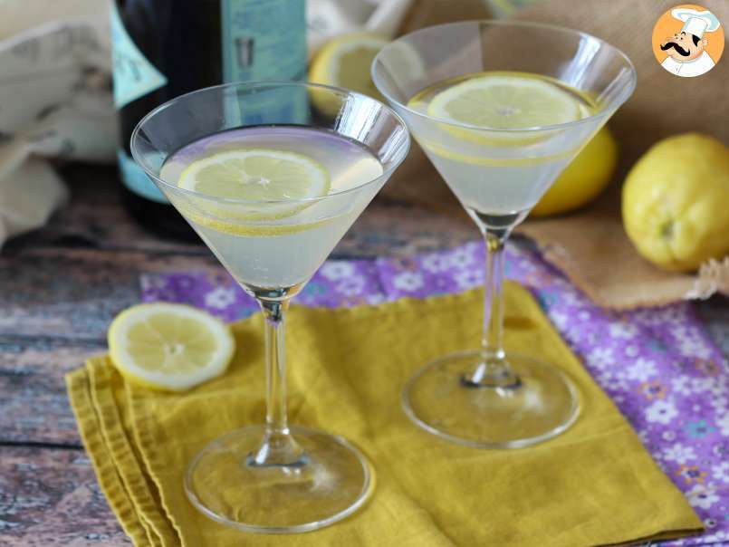 Gin fizz, el cóctel refrescante con ginebra y jugo de limón, foto 1