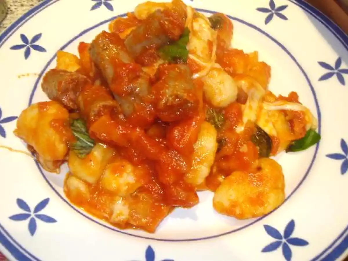 Gnocchi al forno con mozzarella (Ñoquis al horno con mozzarella)