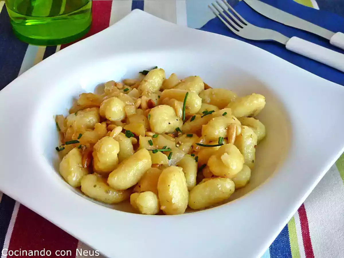 Gnochis con gorgonzola y pera