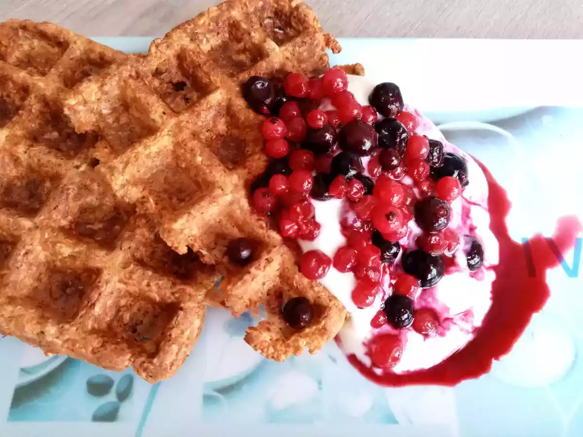 Gofres sin gluten, huevo, leche, azúcar