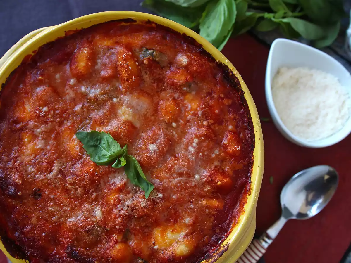 Gratinado de ñoquis con tomate y mozzarella - gnocchi o ñoquis alla sorrentina - foto 5
