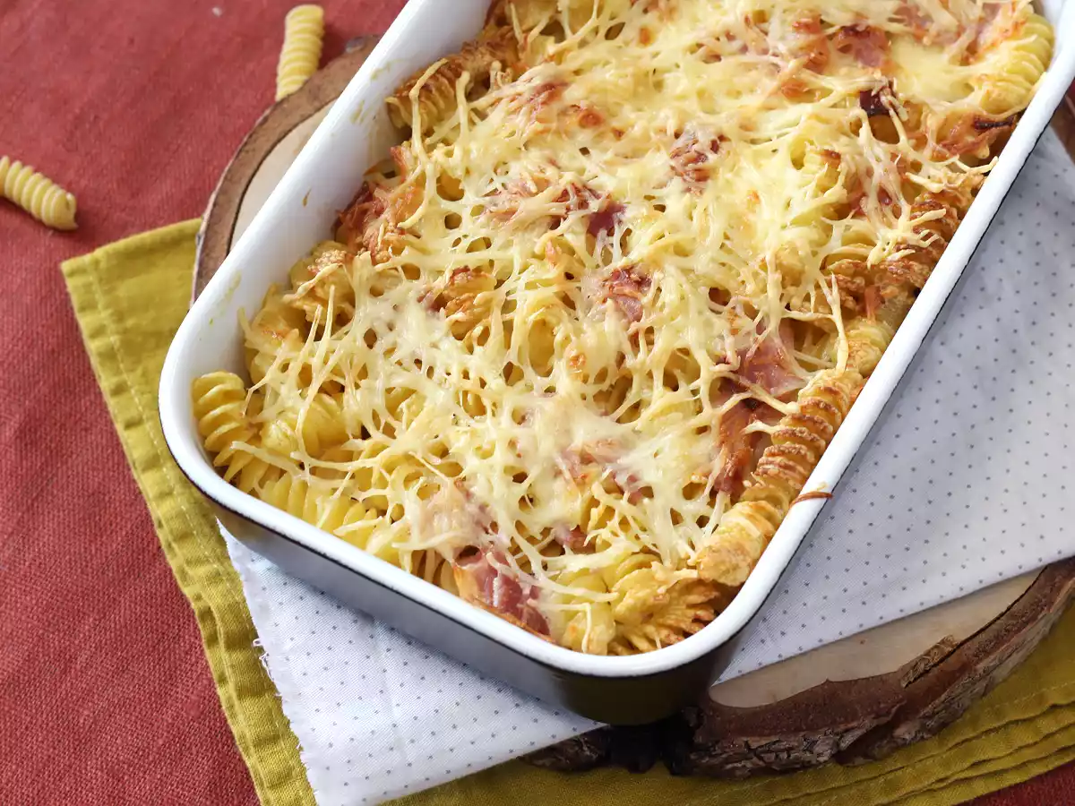 Gratinado de pasta con jamón y queso en freidora de aire: receta fácil y rápida - foto 5