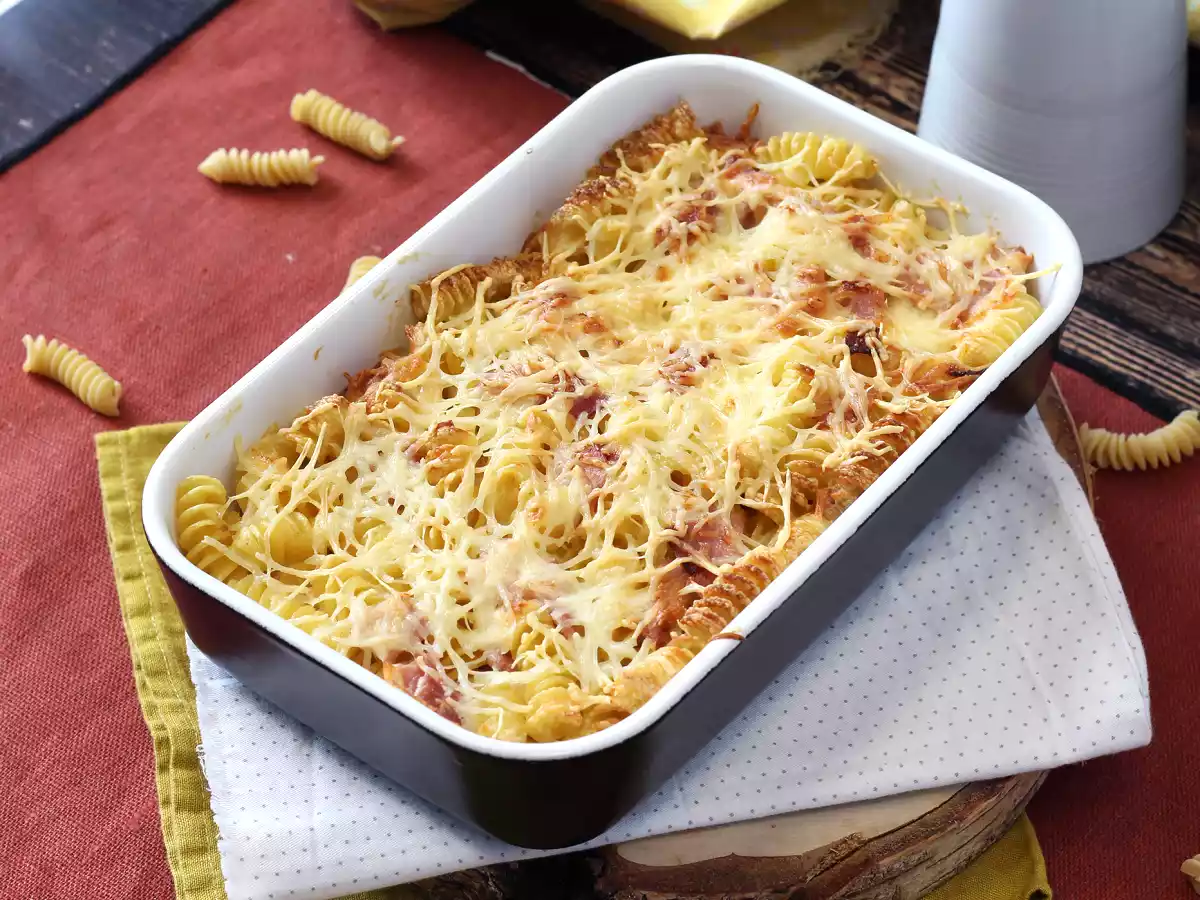 Gratinado de pasta con jamón y queso en freidora de aire: receta fácil y rápida - foto 6