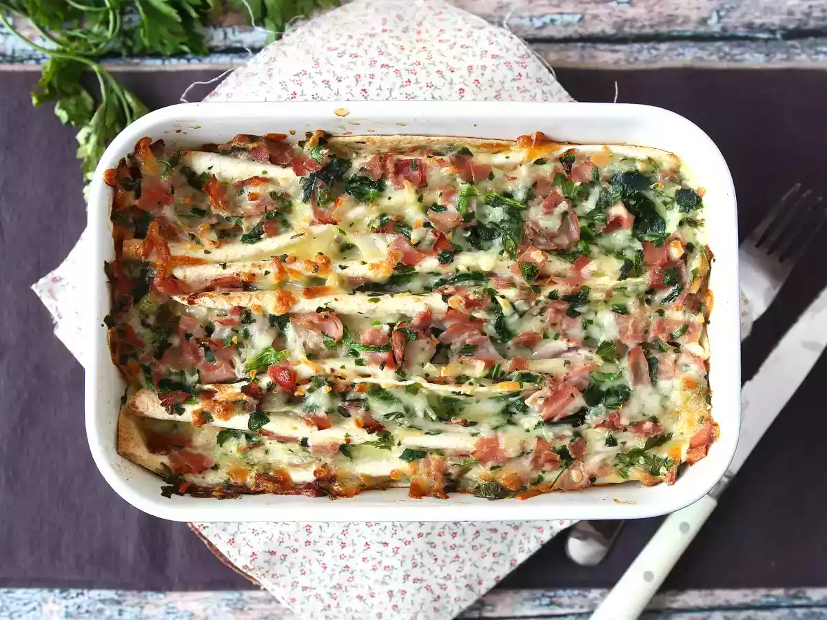 Gratinado de tortillas con jamón, espinacas y mozzarella, al estilo crinkle cake - foto 5