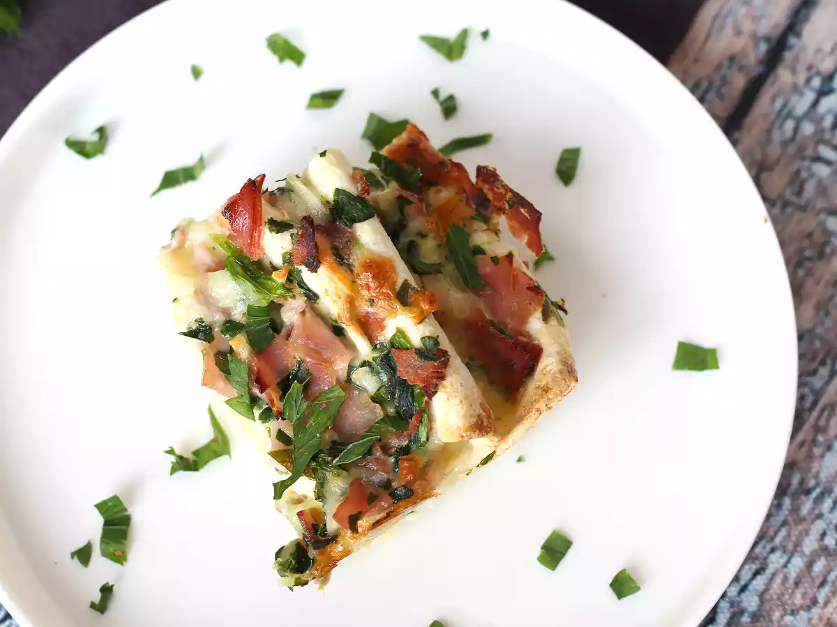 Gratinado de tortillas con jamón, espinacas y mozzarella, al estilo crinkle cake - foto 6