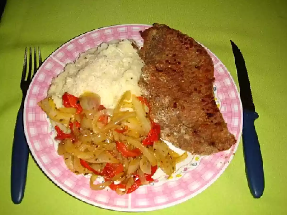 Guarnición de morrones y cebollas al oreganato