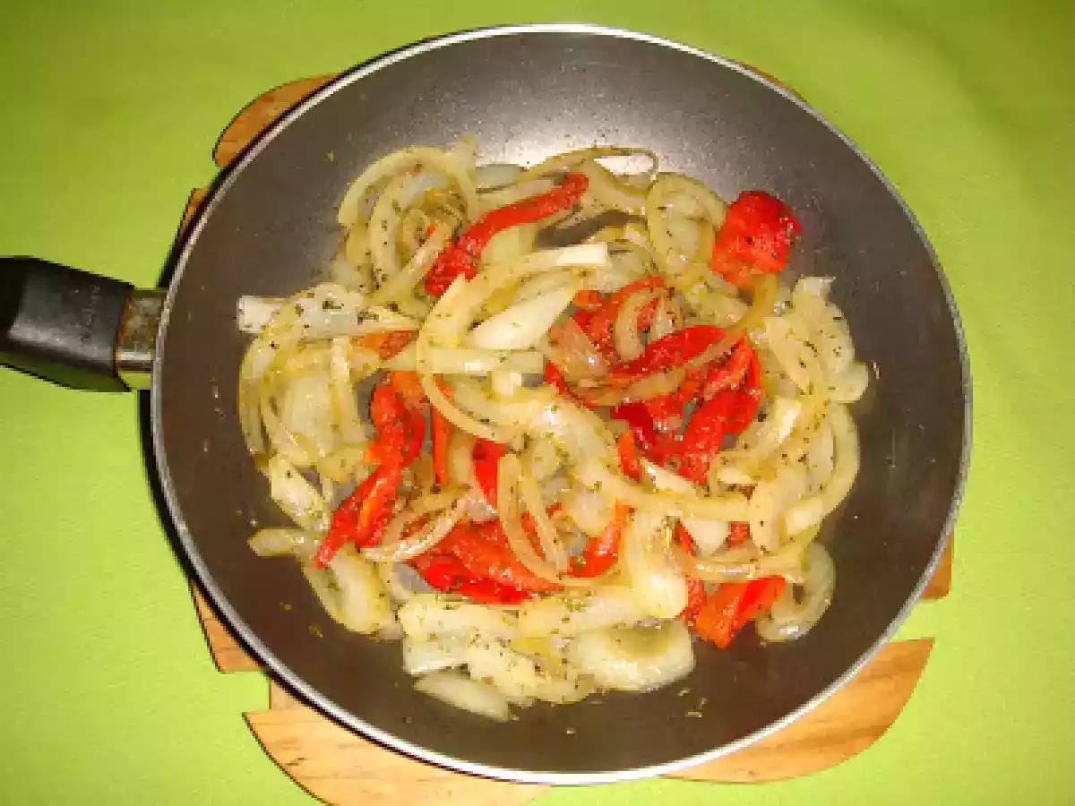 Guarnición de morrones y cebollas al oreganato - foto 2