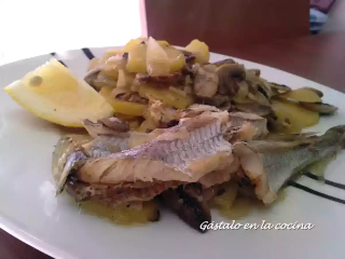 Guarnición de patatas, cebolla y champiñones - foto 2