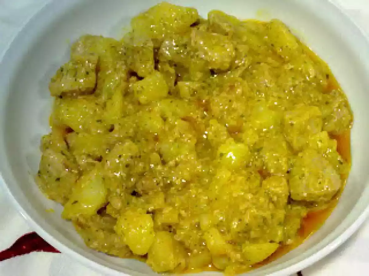 GUISADO DE ATÚN CON PATATAS - foto 2