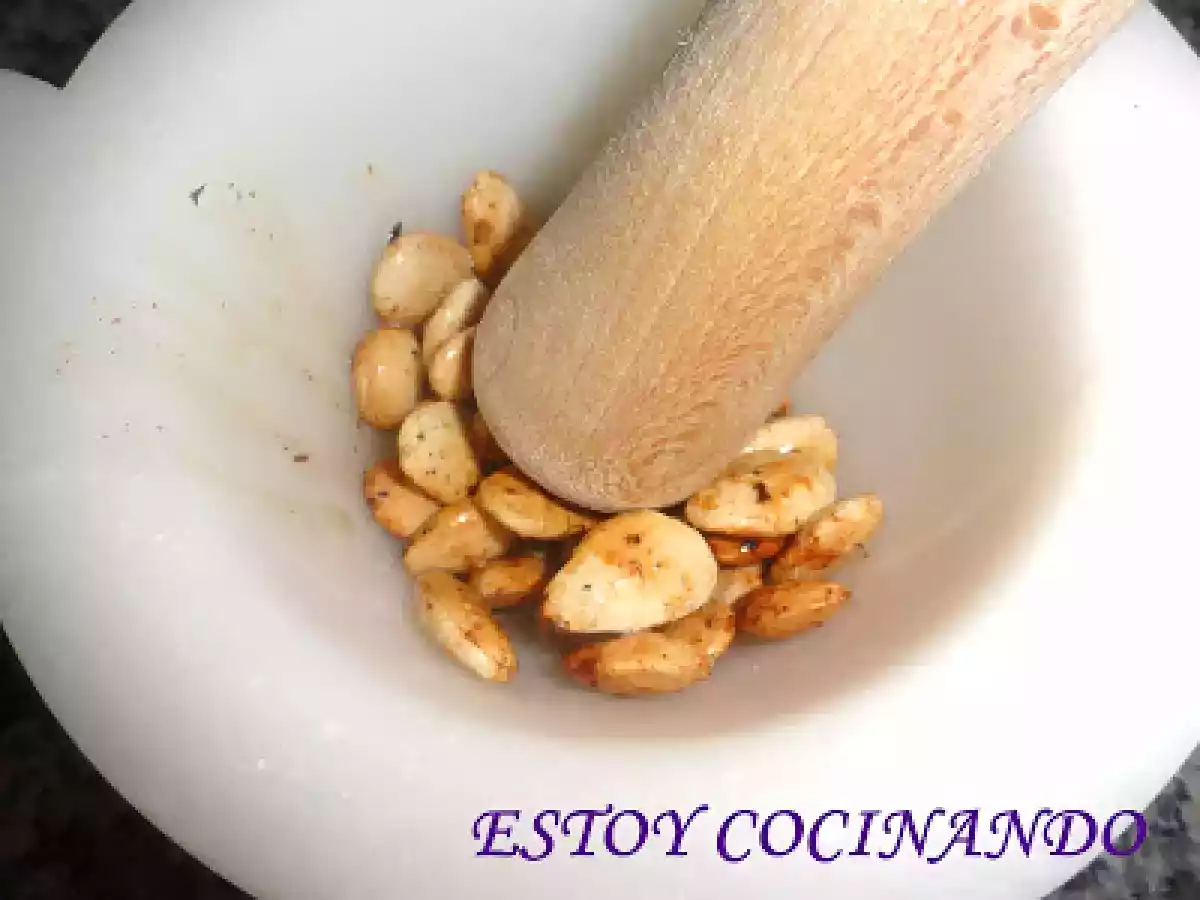 Guiso de albóndigas con almendras - foto 5