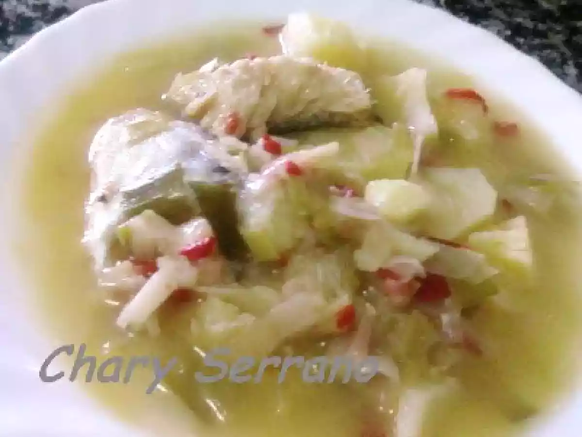 Guiso de bacalao con puerros y patatas