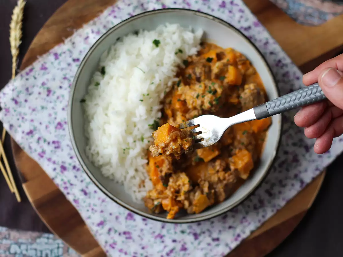 Guiso de calabaza y carne picada en una sola cazuela: cremoso y especiado - foto 3