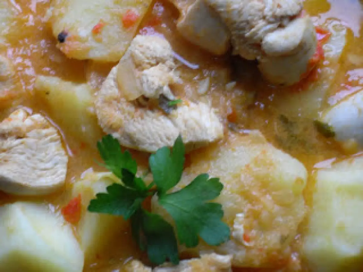 GUISO DE PATATAS CON POLLO - foto 2