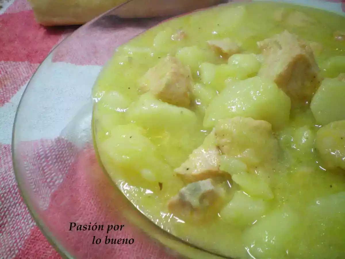 Guiso de salmón con patatas