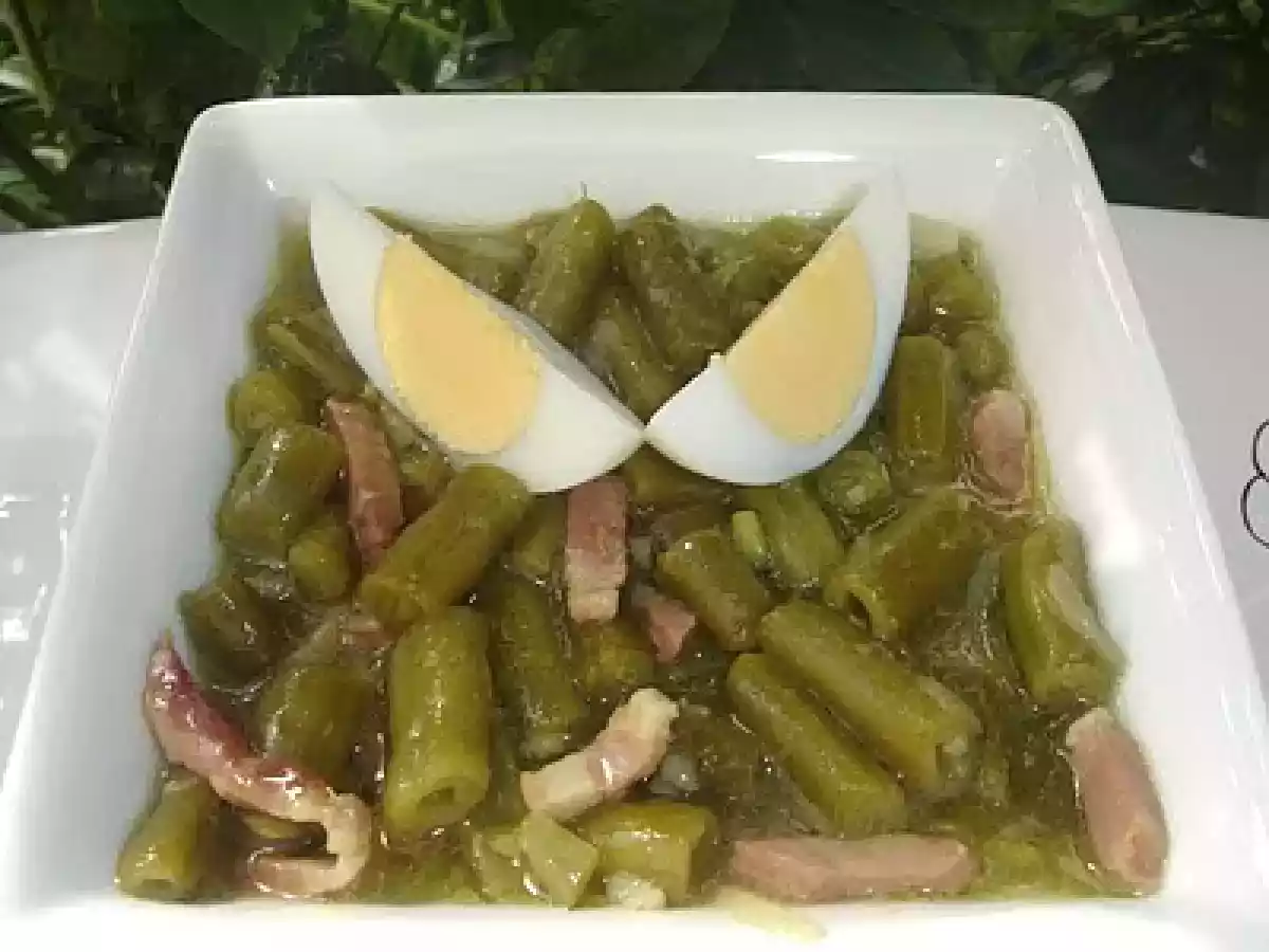 Habichuelas en salsa