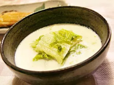 Hakusai suupu - Sopa de col china