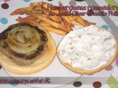 Hamburguesa rompedora de Jamie Oliver con nueces y cebolla