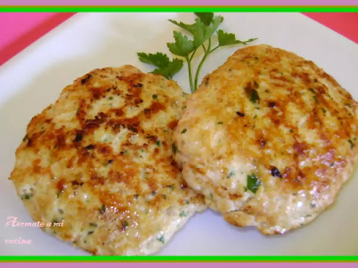 Hamburguesas de pollo y pavo rellenas de queso - foto 2