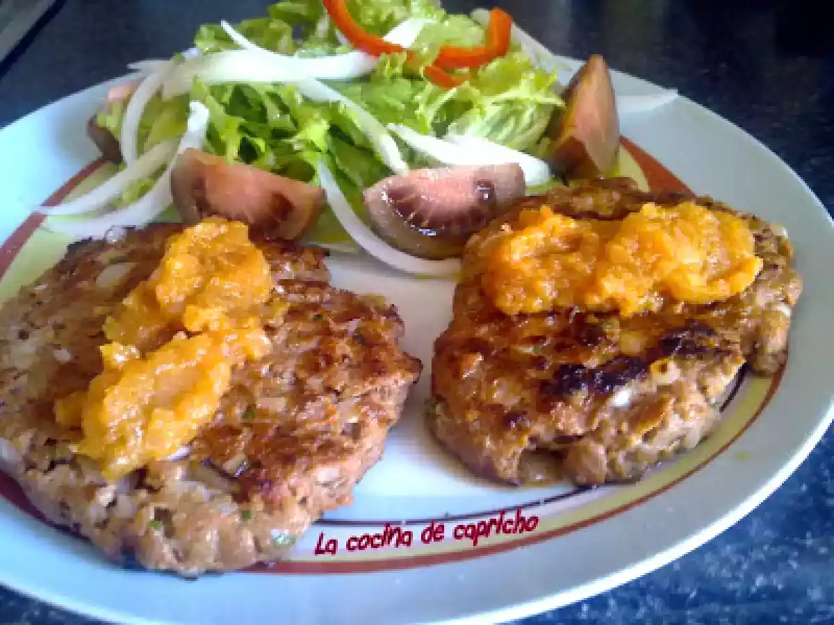 Hamburguesas de ternera con cebolla