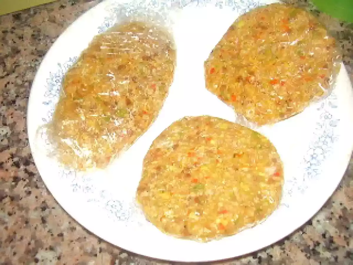 HAMBURGUESAS VEGETARIANAS DE GRANOS INTEGRALES - foto 11