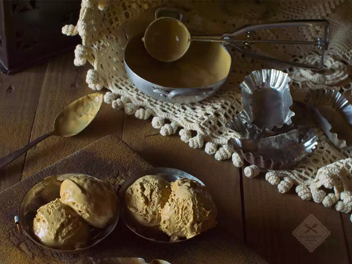 Helado casero de café cremoso