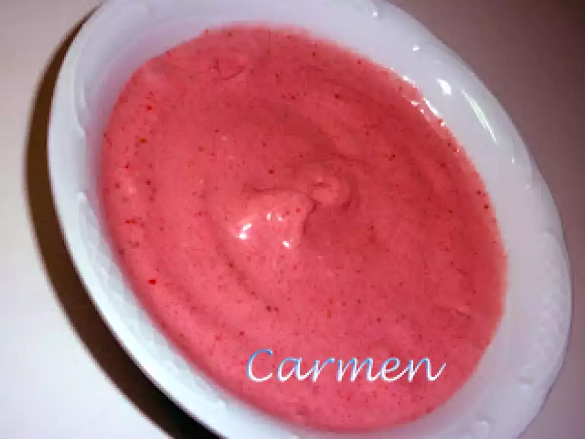 Helado de fresa y nata