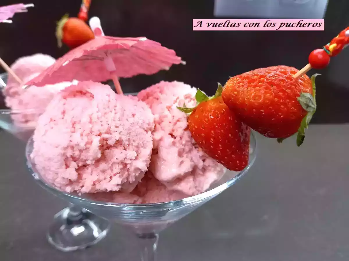 Helado de fresa y yogur