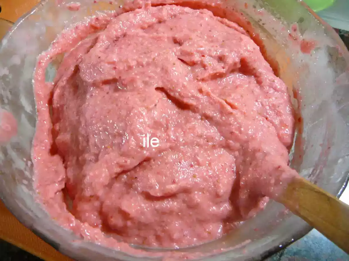 Helado de frutilla a la crema - foto 9