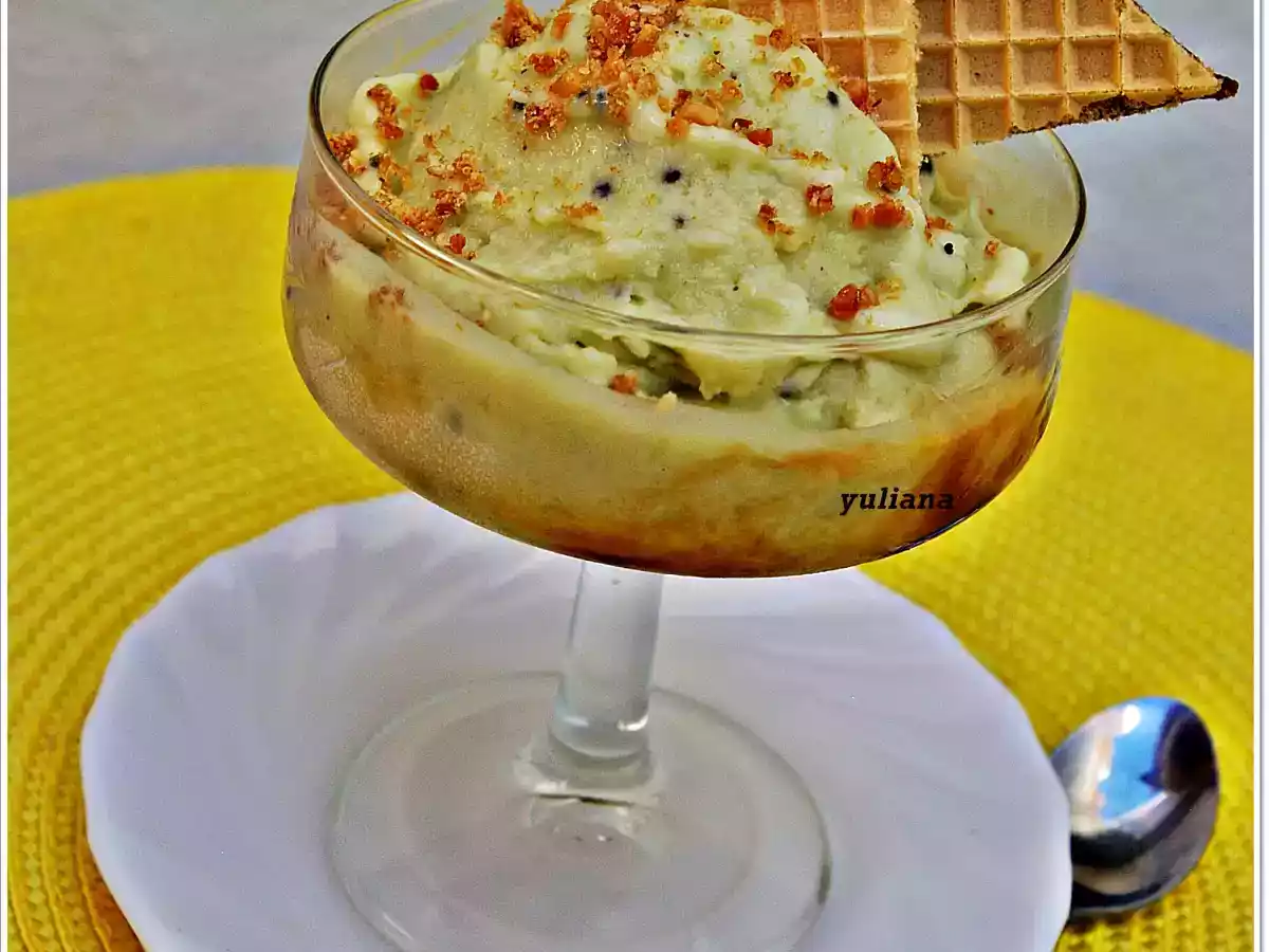 Helado de kiwi sabroso