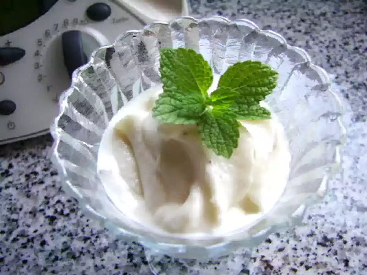 Helado de platano con leche de coco