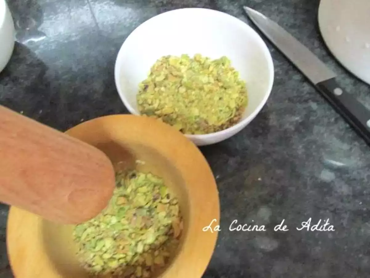 Helado muy cremoso de pistachos - foto 7