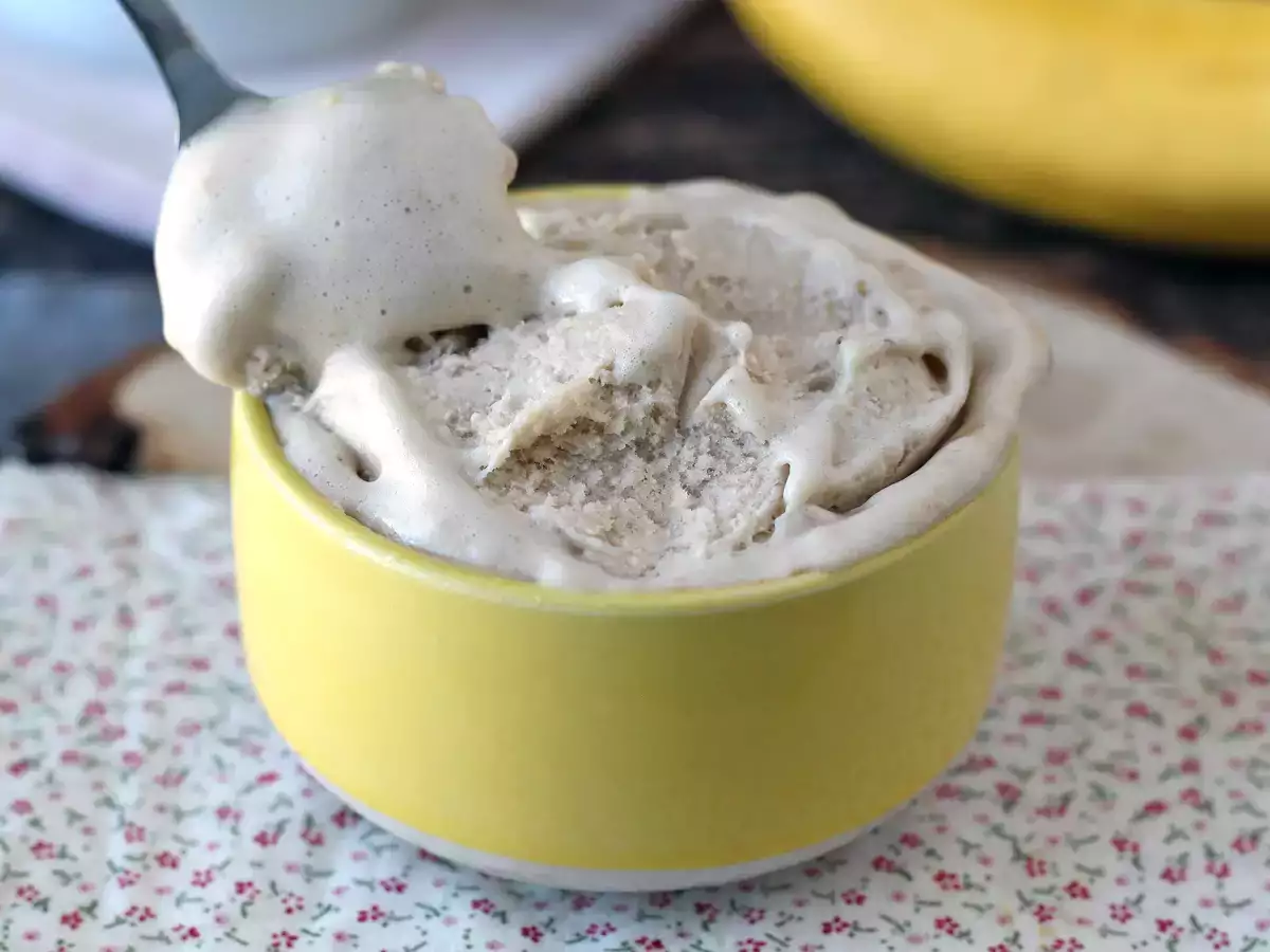 Helado proteico de vainilla con whey, rápido y con 3 ingredientes - foto 3