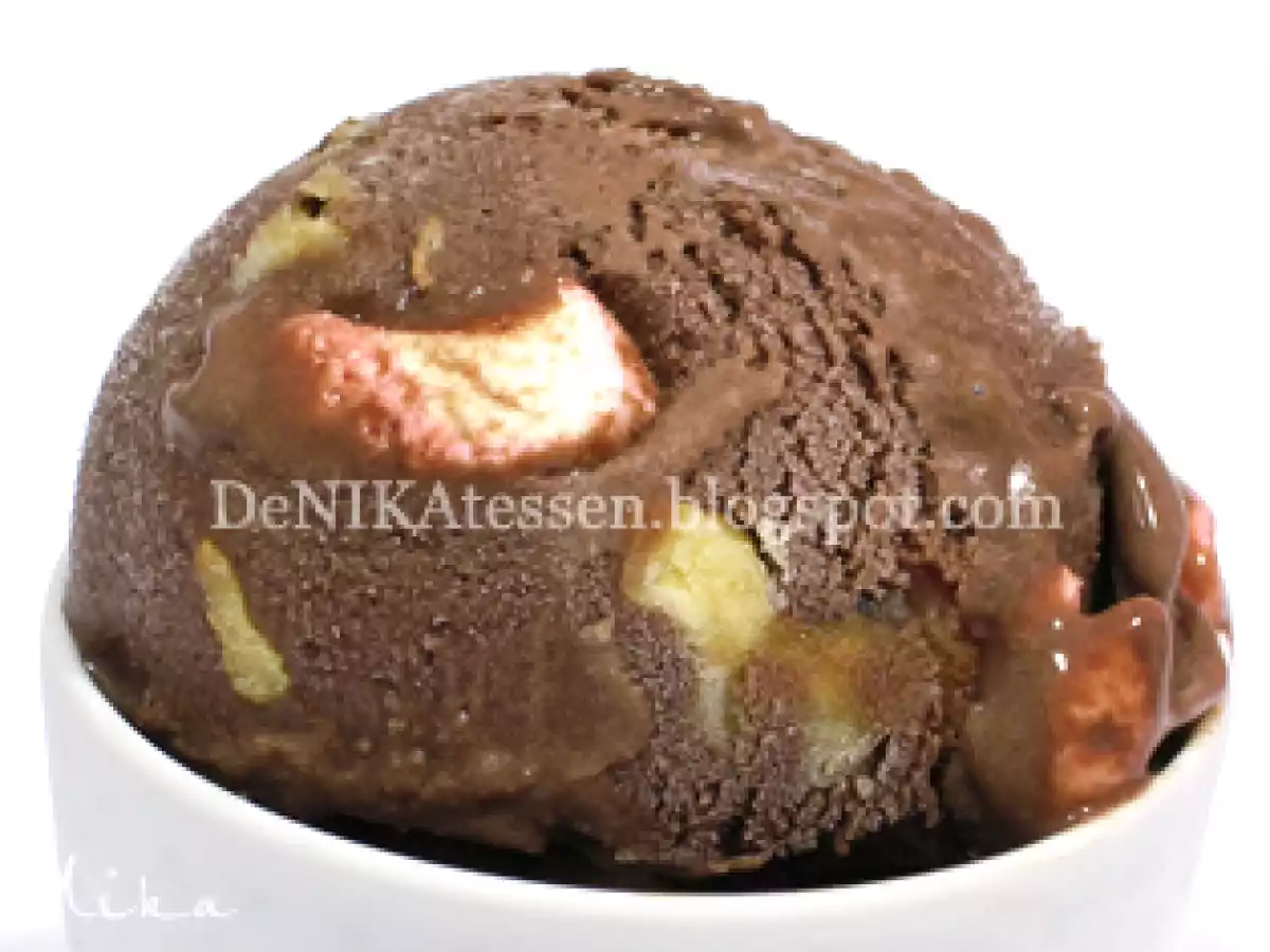 Helado Rocky Road