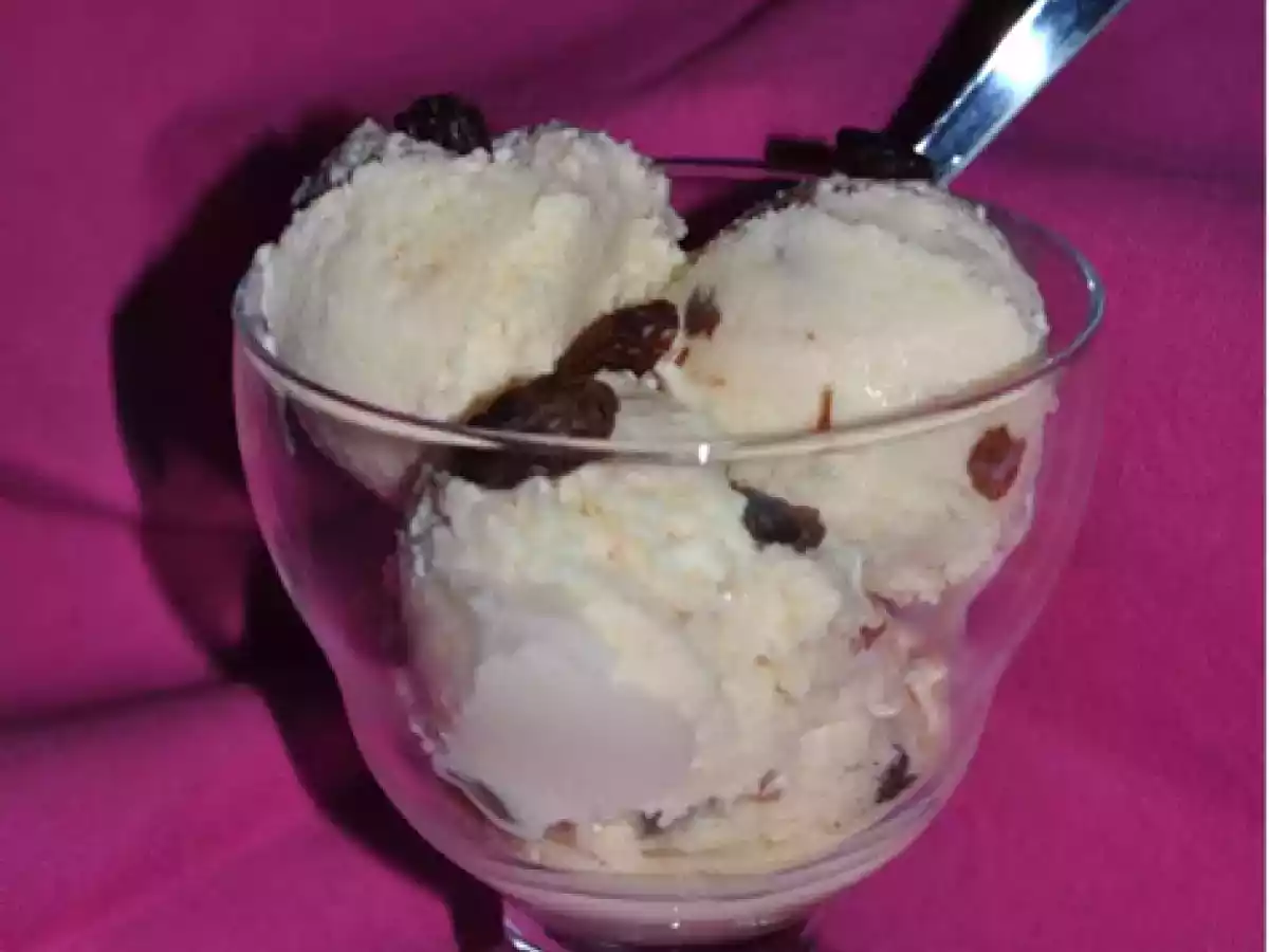 Helado sabor Málaga - Helado de vino y pasas