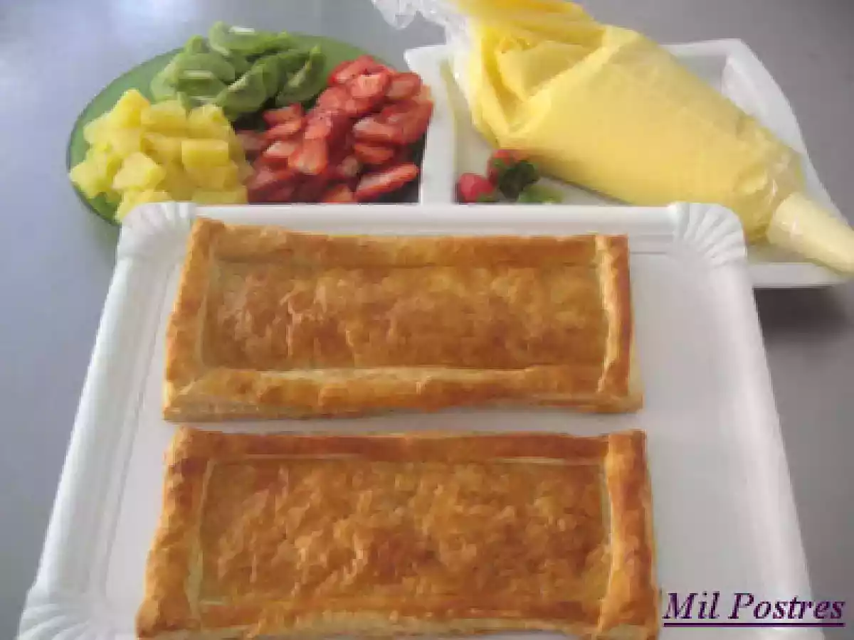 Hemc 32: El hojaldre. Banda de hojaldre, crema, fresas, kiwi y piña - foto 5