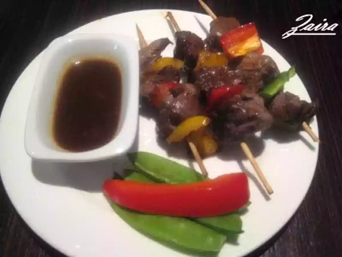 HHDD 30. Brochetas de carne de vacuno. Brochetas de ternera con yogur y pimentón. - foto 2
