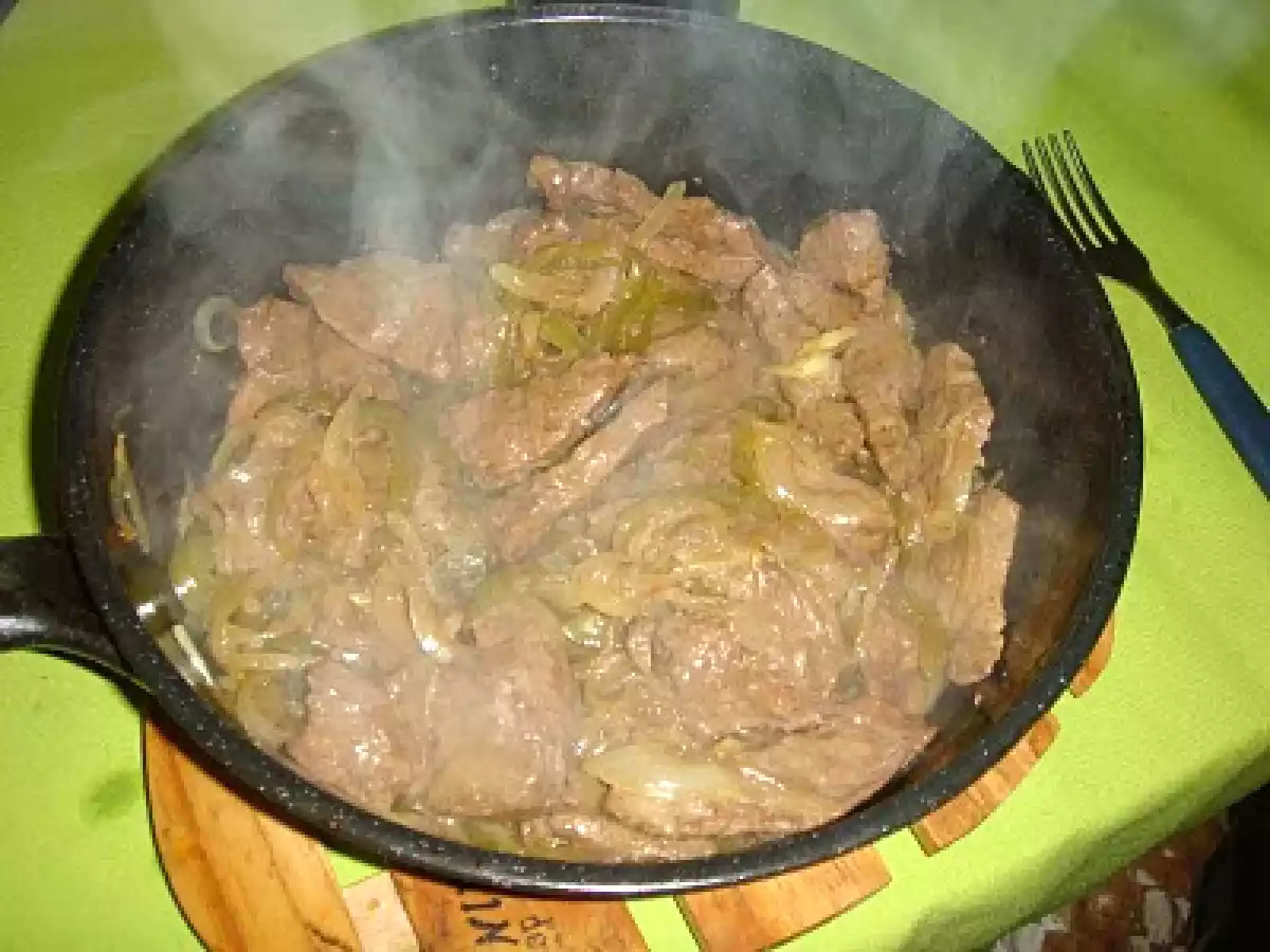 Hígado al vino blanco encebollado - foto 3